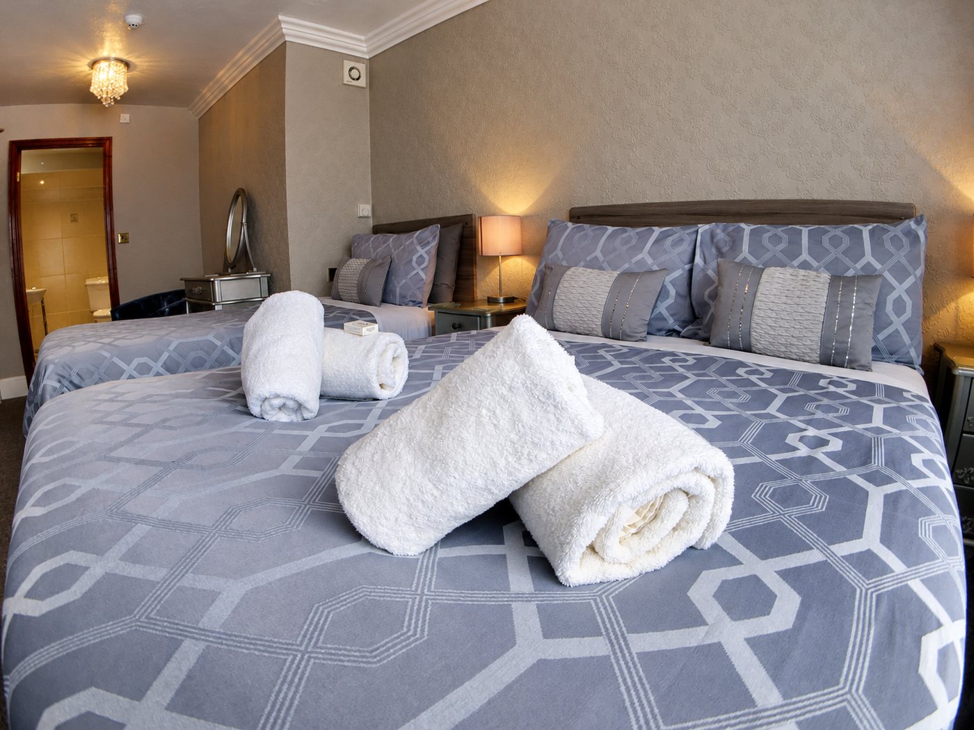 Cosy double room at Bromwell Court